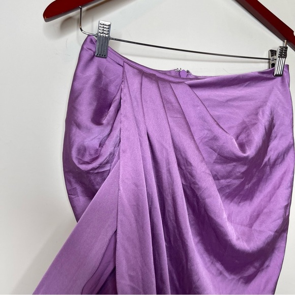 House of CB Skirt Lavender Purple Satin Constance Asymmetrical Split sz M - Picture 5 of 8
